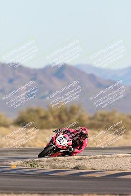 media/Dec-07-2025-CVMA (Sun) [[3e7d2de5dc]]/Race 16-Formula Middleweight/